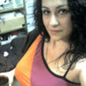 Meet your Posher, Raquel